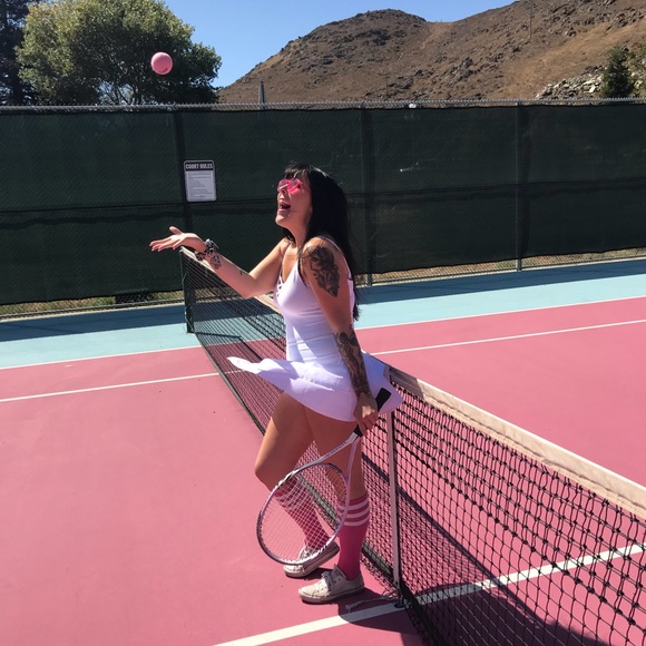 Posh Ambassador 😍 let’s play dress up! - Picture 1 of 8